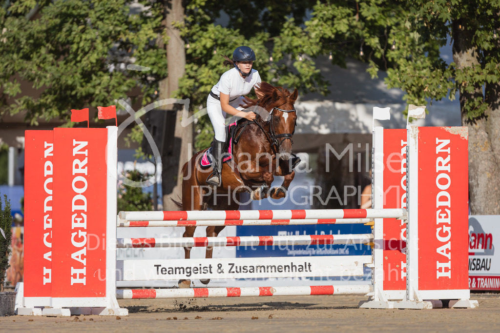 220825_Delbrueck_PonyTrophy-226 | Deine schönsten Turniermomente als professionelle Fotos! Entdecke hochwertige Pferdesport-Fotografie im Online-Shop. Jetzt Fotos finden & bestellen!