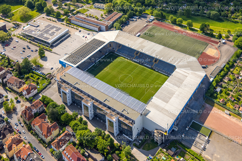 Bielefeld240505177SchuekoArena_DSC-ArminiaBielefeld | Luftbild, Fußballstadion SchücoArena des DSC Arminia Bielefeld, auch Almstadion oder Bielefelder Alm, Solardach, Mitte, Bielefeld, Ostwestfalen, Nordrhein-Westfalen, Deutschland