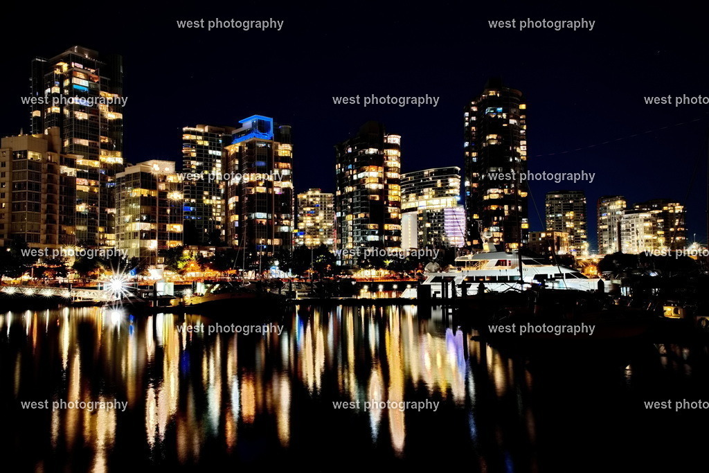 Vancouver by Night 1 - CAN 2023 | west photography - Realisiert mit Pictrs.com