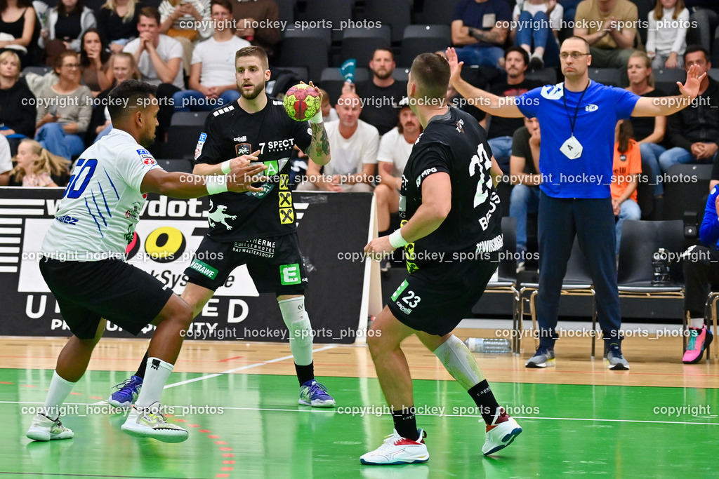 HSG Holding Graz vs. SC Ferlach 16.9.2022 | #7 JENSTERLE Jurij, #50 GONZALEZ-MARTINEZ Adonis, Headcoach SC Ferlach Arnaudovski Risto