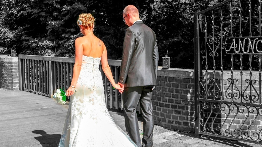 top-top.de Hochzeiten175 | Foto, Video, Fotografie, Videografie, Fotobox, DJ, Discjockey, Musik, Musikbox, Veranstaltung, Photobooth, Amazon, Ebay, Buchtipp, Bestseller, Autor, Verlag, Buch, Wesel, Hamminkeln, NRW, Dinslaken, Rees, Drohne, Hochzeit, Party, Fotobox, Wesel, Fotograf