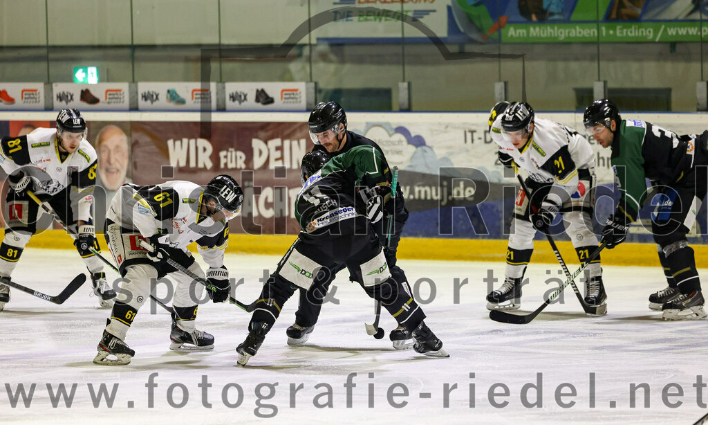 2022-12-23_034_TSV_Erding_gegen_EA_Schongau | Erding, Deutschland, 23.12.2022:
Eishockey, Bayernliga 2022 / 2023, 22. Spieltag, TSV Erding gegen EA Schongau, Endergebnis: 

Foto: Christian Riedel / fotografie-riedel.net