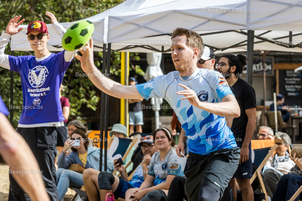 2025-200079581-Strandvölkerball-WM_1 |  23.08.2025; Berlin Foto: Gerold Rebsch - www.beachpics.de