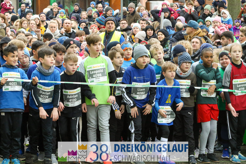 400m AOK Junior Cup | 3 Koenigslauf 2024 400m AOK Junior Cup - Realisiert mit Pictrs.com