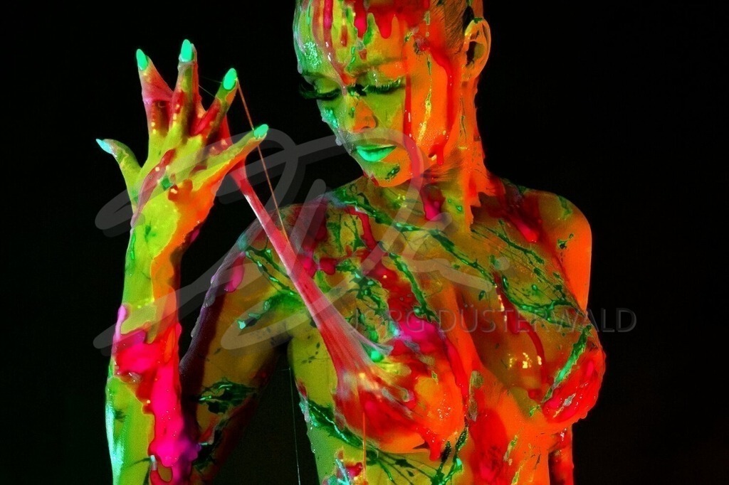 BodyArt-SLIMEONE_2446c | #032 | Modell: MryStar | Foto: Alexander Große-Strangmann  - Realisiert mit Pictrs.com