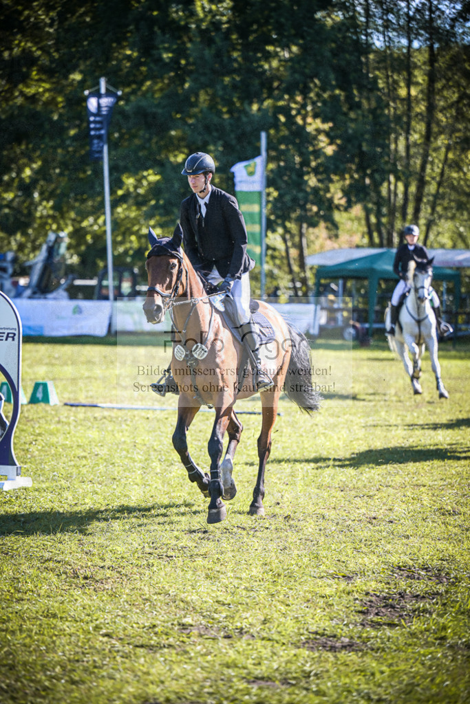 DOS_0114 | Entdecke hochwertige Reitturnierfotos von Foto Oger. Professionell, emotional und authentisch – jetzt Lieblingsmomente im Shop bestellen.Deutschlandweite Turnierfotografie. - Realisiert mit Pictrs.com