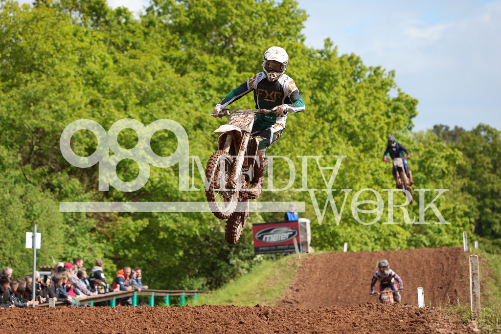 5E6A0530 | 989 MEDIAWORK