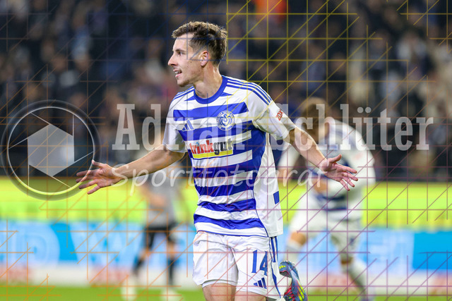 MSV Duisburg vs SV Waldhof Mannheim - 3. Liga | Duisburg, Deutschland, 07.11.25:   Conor Noß (MSV Duisburg) Torjubel, jubelt nach seinem Treffer zum 1:0 waehrend des Spiels der 3. Liga MSV Duisburg vs SV Waldhof Mannheim in der schauinsland-reisen-arena(Foto von Brauer-Fotoagentur / Adrian Schlueter)