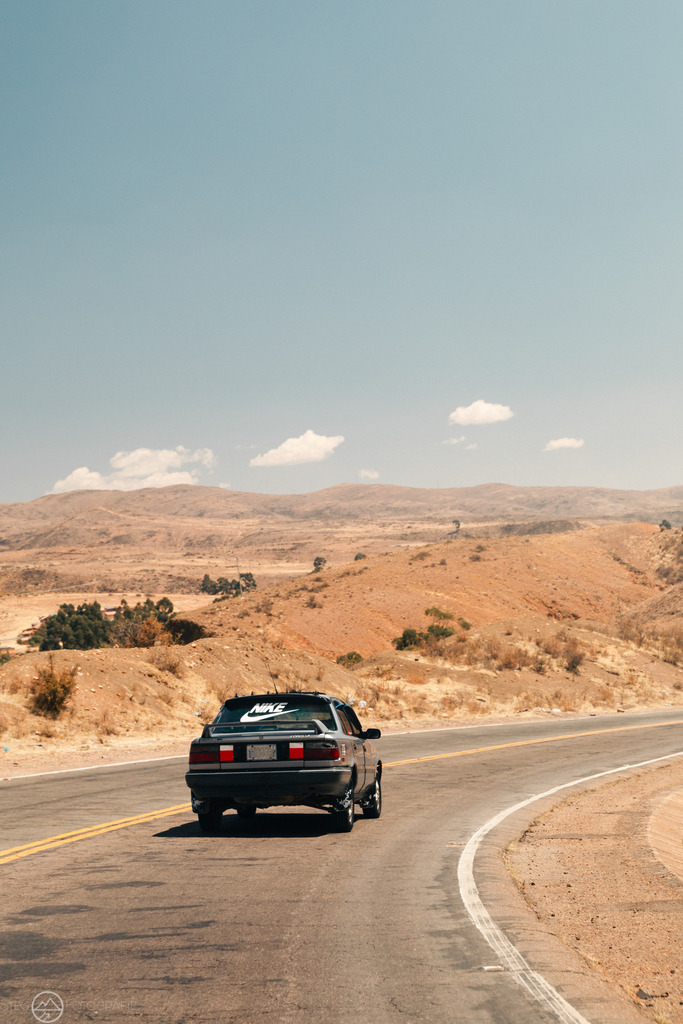 Strassen von Bolivien | Format 3 zu 2 - Realized with Pictrs.com