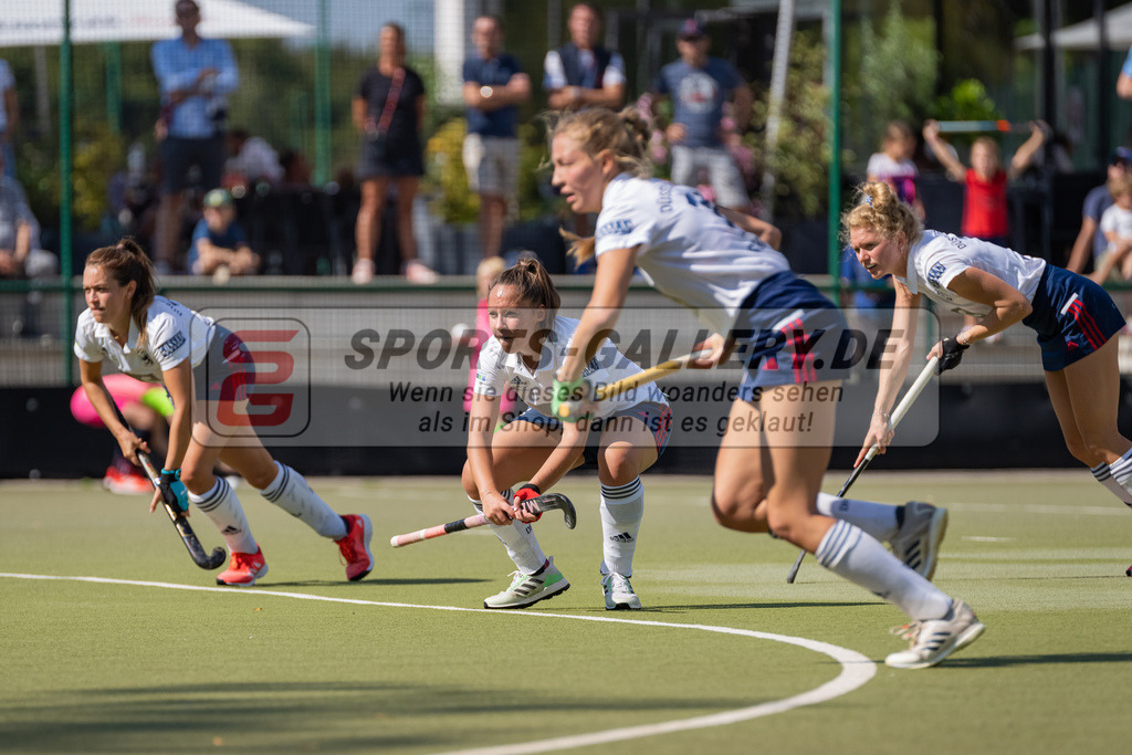 HK_20220903_109632 | 1. Bundesliga Damen Düsseldorfer HC - Berliner HC am 3.9.2022 DHC Düsseldorf, Düsseldorf , Pia Lhotak ( Düsseldorfer HC #5 )