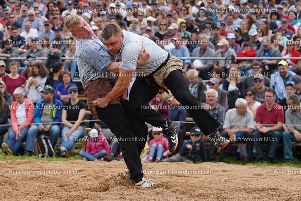 DSC06439 (2) | René Burch leidenschaftlicher Fotograf aus Kerns in Obwalden.  Hier finden sie Sport, Landschaft und Natur Fotografie.
 - Realisiert mit Pictrs.com