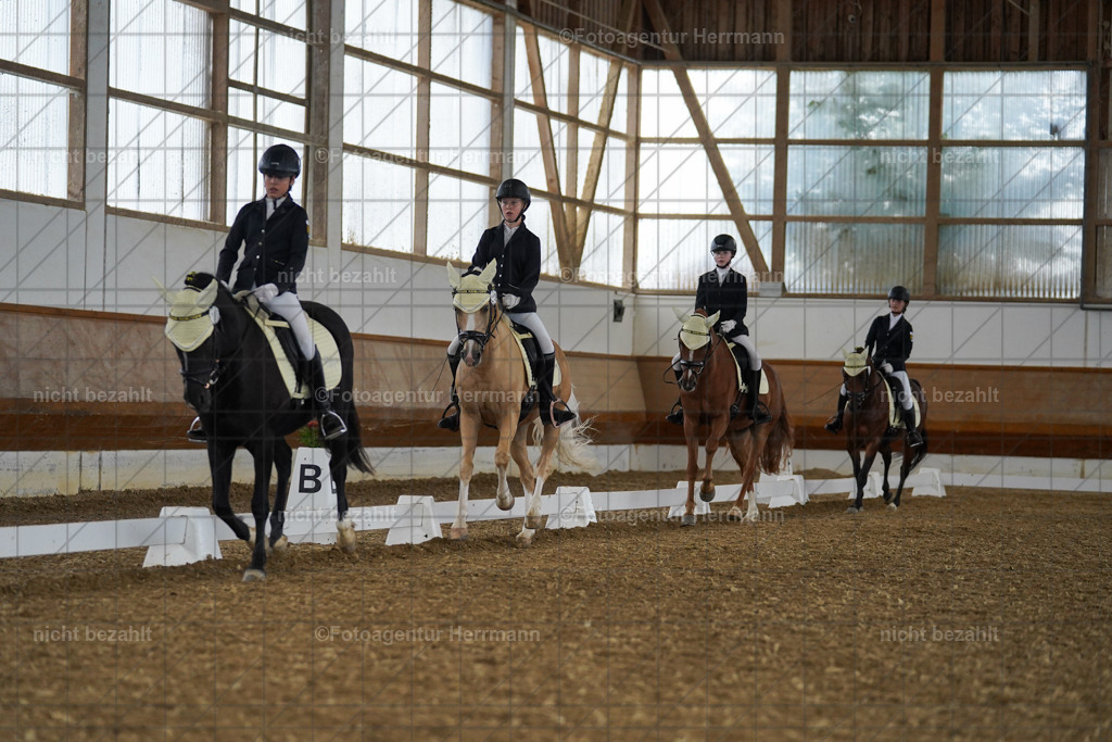 FAH09356 | Turnierbilder, Reitsportfotos, LAPO, Landesponyturnier, Turnierfotografen Bayern