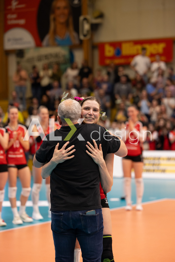 Volleyball I Frauen I Saison 2025-2026 I Volleyball NLA | Women I  Playoffs Finals 2/5 I  VC Kanti Schaffhausen - viteos NUC I  10.04.2026 | 11 Kateřina Holásková (CZ) (VC Kanti Schaffhausen) – Mitte - Realisiert mit Pictrs.com