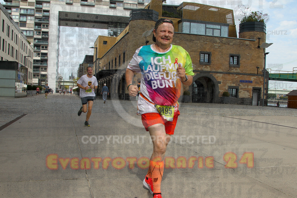 250920_1323_EV4_5387 | Sportfotografie im Rhein-Sieg Kreis, Köln, Bonn, NRW, Rheinland Pfalz, Hessen, etc. Unser Tätigkeitsfeld umfasst den Laufsport vom Volkslauf über den Marathon, Duathlon, Triathon bis zum Ultralauf wie Kölnpfad Ultra oder Schindertrail.
