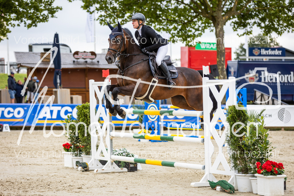 BHO-2PhSpr-M-361 | MomenTaufnahmen Pferdesportfotos