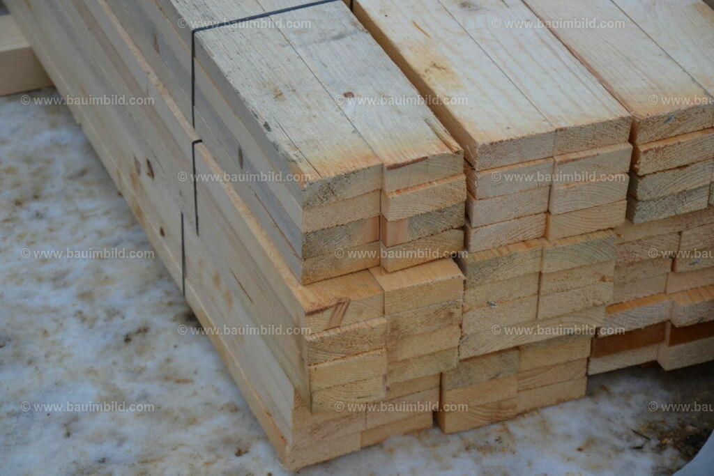 bib-lg09-holzbau-0202 | Nach LV-Leistungsgruppen sortierte Detailfotos über den Bau eines Hauses. Alle Hausbau-Bilder direkt vom Urheber und Autor der Website Haus-Selber-Bauen.com