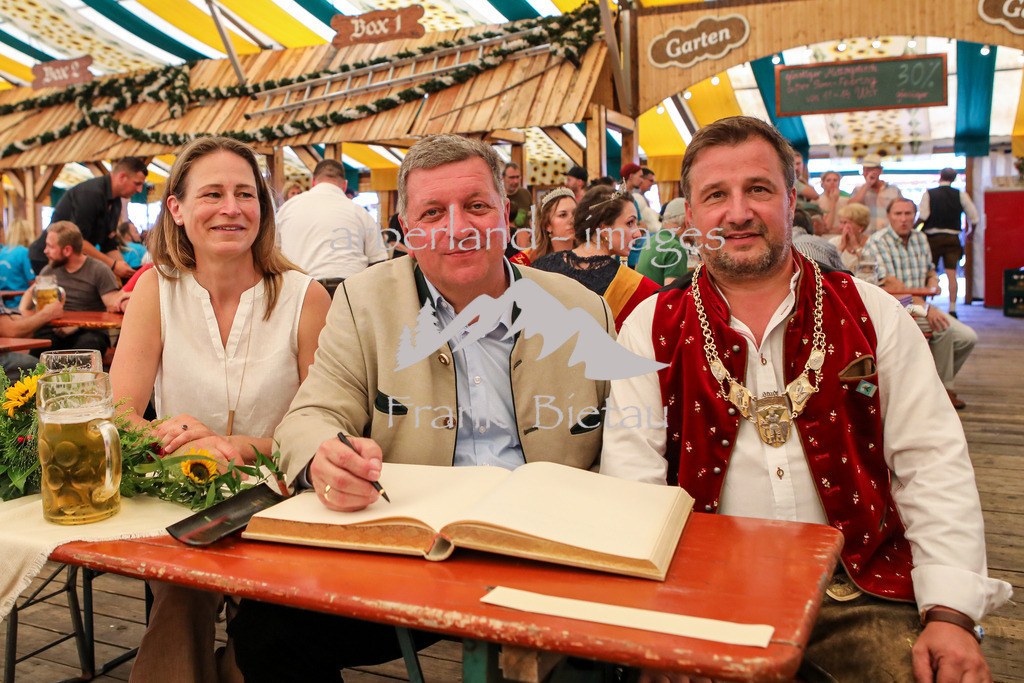 OE7A0926 | Medien- Sport- Entertainmentfotos