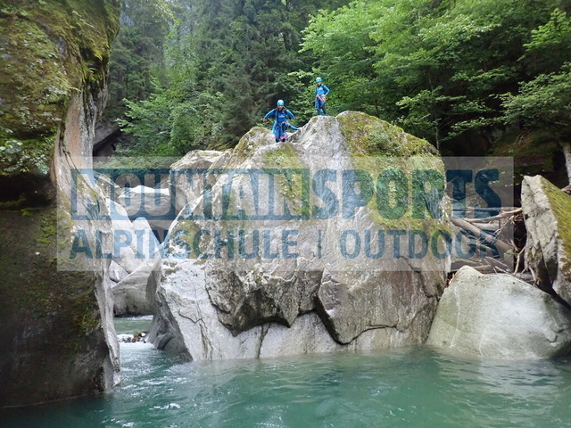 P8180195 | Bestelle die Bilder deines Berg- oder Wasser-Abenteuers mit Mountain Sports bequem von zu Hause aus direkt über unseren Online Fotoshop von pictrs.com. - Realisiert mit Pictrs.com