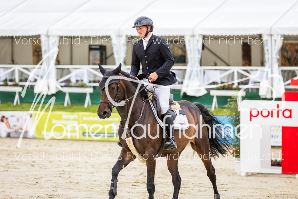 BHO-2PhSpr-M-5-2396 | MomenTaufnahmen Pferdesportfotos