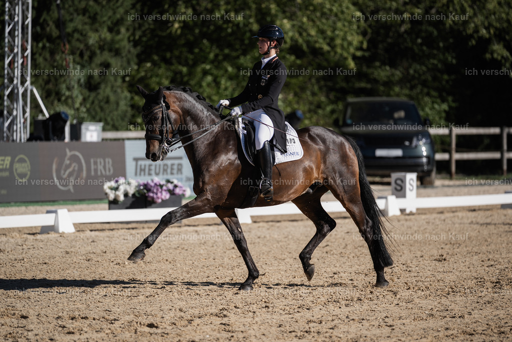 FHC2026_P09_173_11097 | Fichtenhof Classics 2026 – Grand Prix de Dressage - VOLTAIRE Design Preis, Reitanlage Fichtenhof, Sch ftlarn