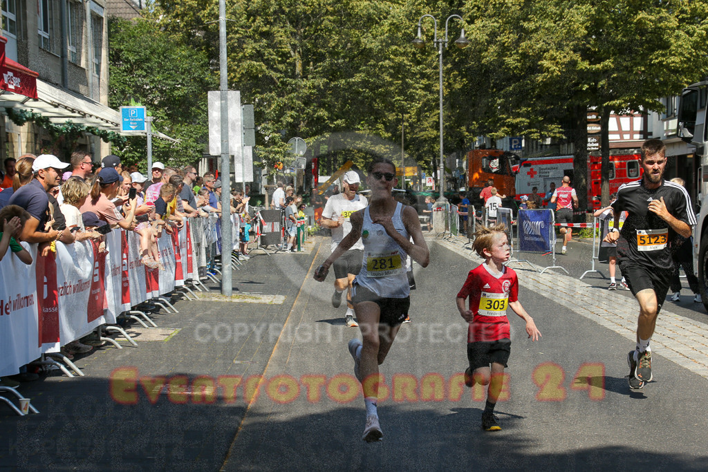 250621_1045_EX1_2403 | Sportfotografie im Rhein-Sieg Kreis, Köln, Bonn, NRW, Rheinland Pfalz, Hessen, etc. Unser Tätigkeitsfeld umfasst den Laufsport vom Volkslauf über den Marathon, Duathlon, Triathon bis zum Ultralauf wie Kölnpfad Ultra oder Schindertrail.