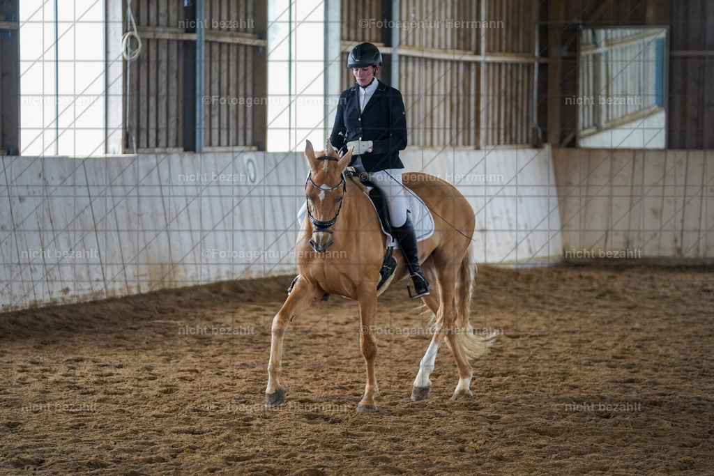 20230518-FAH04581 | Frühjahrsturnier, Landsberg am Lech, 2023, Reitclub Landsberg, Turnierbilder, Fotos Turnier Landsberg, Fotoagentur Herrmann, Turnierfotografen Bayern, Reitsport Fotograf, Pferde Fotograf