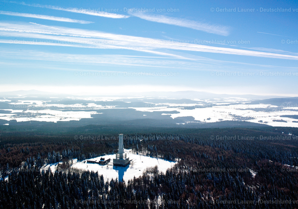 26B0132 | Blick auf den Schneebergturm, Fichtelgebirge, ehemaliger Turm zu Fernaufklärung der Amerikaner