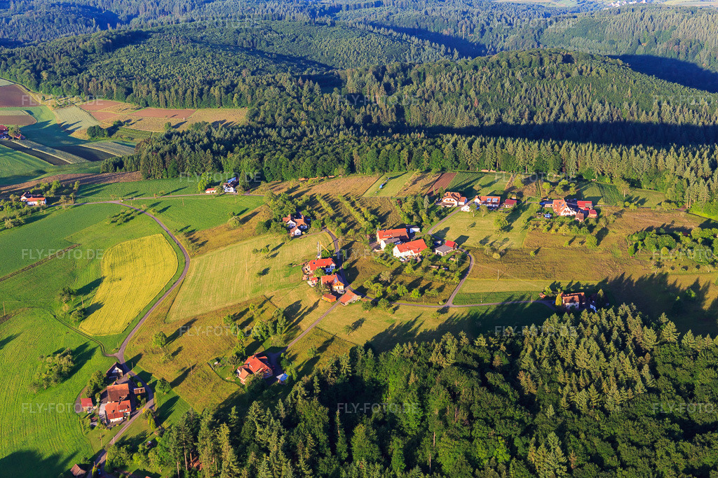 Luftbild: Ortsteil Hohreute im Ortsteil Ottoschwanden in Freiamt im Bundesland Baden-Württemberg in Deutschland. Foto: IMG_147525.jpg vom 30.05.2025 durch Werner Riehm/FLY-FOTO.de