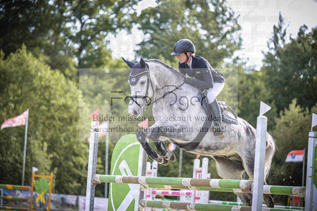 DOS_9621 | Entdecke hochwertige Reitturnierfotos von Foto Oger. Professionell, emotional und authentisch – jetzt Lieblingsmomente im Shop bestellen.Deutschlandweite Turnierfotografie. - Realisiert mit Pictrs.com
