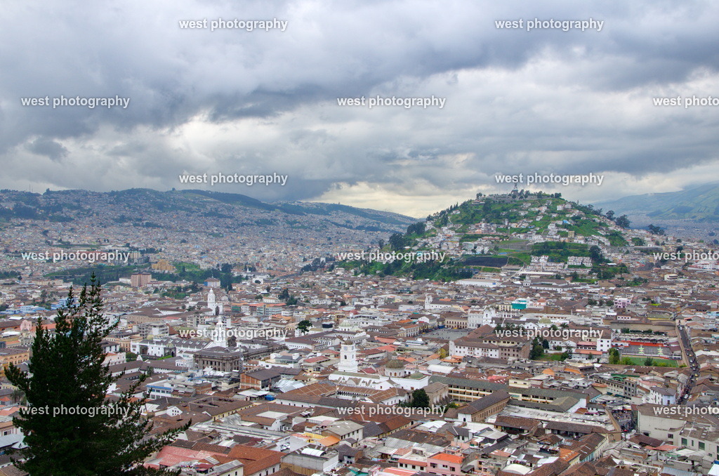 Quito by day 1 - EQU 2015 | west photography - Realisiert mit Pictrs.com