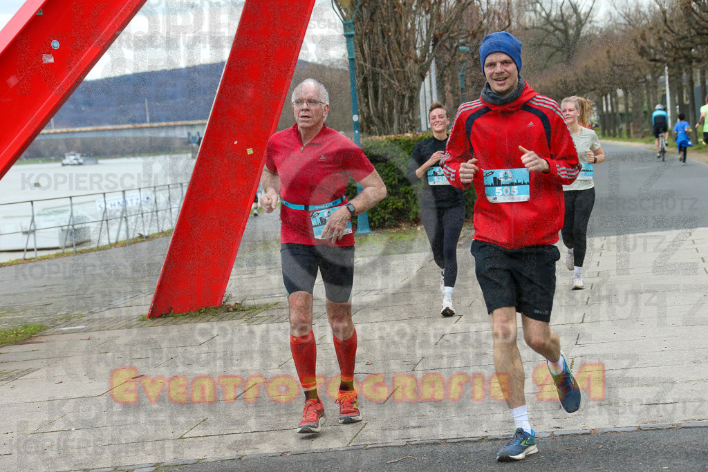 221231_1202_EX1_0157 | Sportfotografie im Rhein-Sieg Kreis, Köln, Bonn, NRW, Rheinland Pfalz, Hessen, etc. Unser Tätigkeitsfeld umfasst den Laufsport vom Volkslauf über den Marathon, Duathlon, Triathon bis zum Ultralauf wie Kölnpfad Ultra oder Schindertrail.