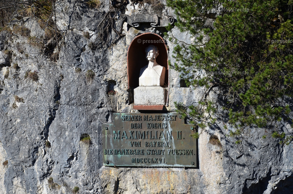 welltvi-Lechfluss-Lechfall_Fuessen-Fruehling_15April2013-Fuessen_DSC_0262 | Info aus dem Bezirk Reutte/Ausserfern Tirol sowie eine umfangreiche Bilddatenbank über die gesamte Region: Lechtal, Talkessel Reutte, Tannheimertal, Zwischentoren. Lech, Plansee, Zugspitze, Grenztunnel, B179, Fernpassstraße, Verkehr, Lawinen, Tradition, - Realisiert mit Pictrs.com