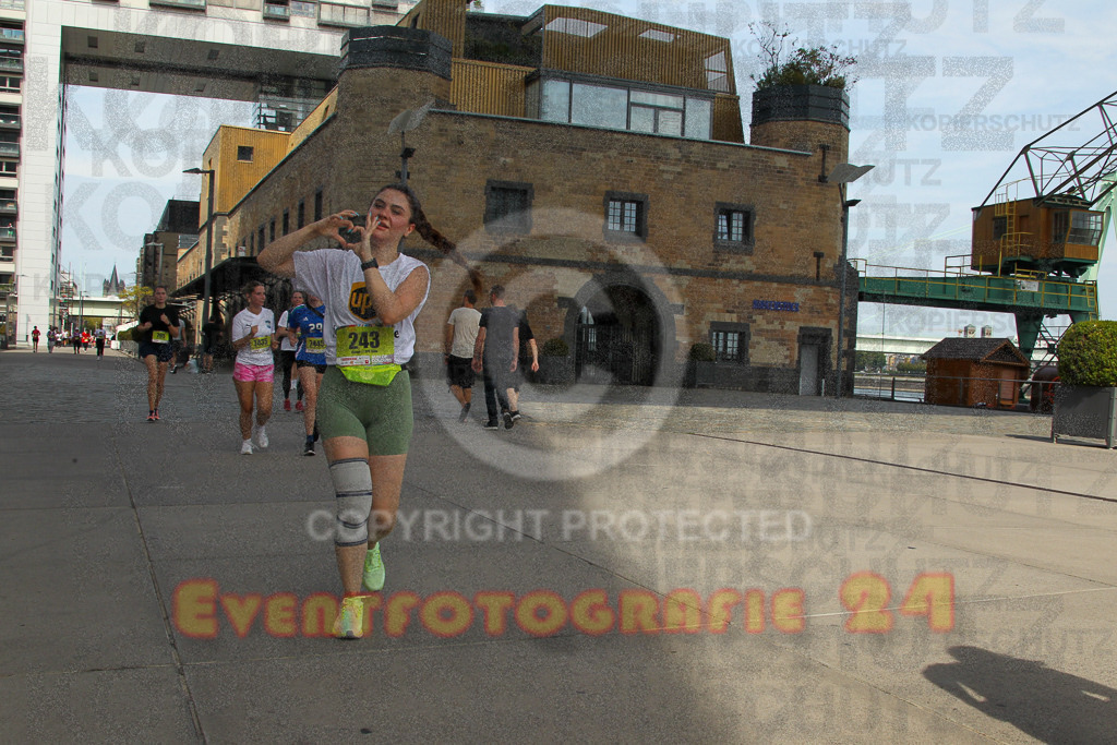 250920_1337_EV4_6281 | Sportfotografie im Rhein-Sieg Kreis, Köln, Bonn, NRW, Rheinland Pfalz, Hessen, etc. Unser Tätigkeitsfeld umfasst den Laufsport vom Volkslauf über den Marathon, Duathlon, Triathon bis zum Ultralauf wie Kölnpfad Ultra oder Schindertrail.