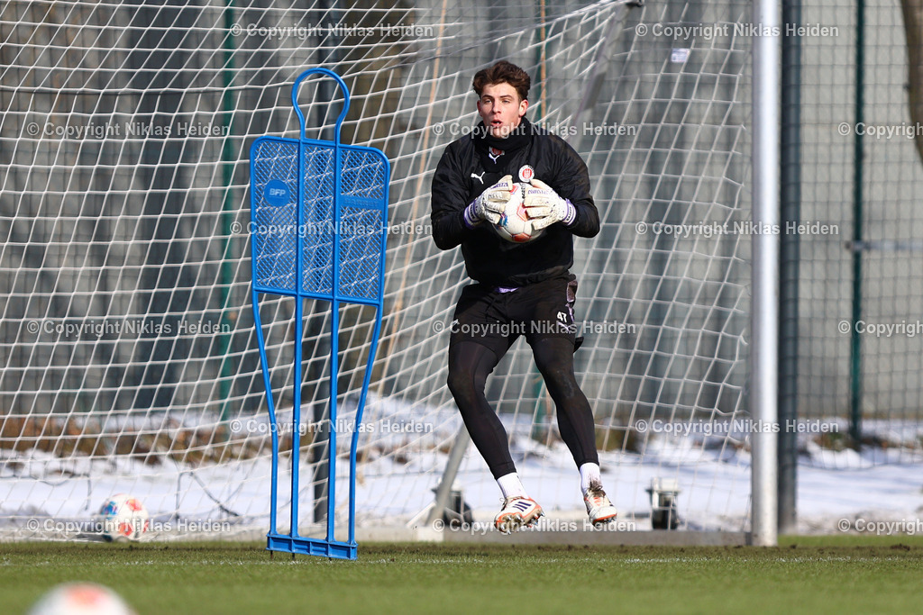 NH_FCStPauli_Training_19022026 | #47 Emil Gazdov (FC St. Pauli)Fußball I Herren I Training I Saison 2025-2026 I FC St. Pauli I 19.02.2026 I Trainingszentrum FC St. Pauli