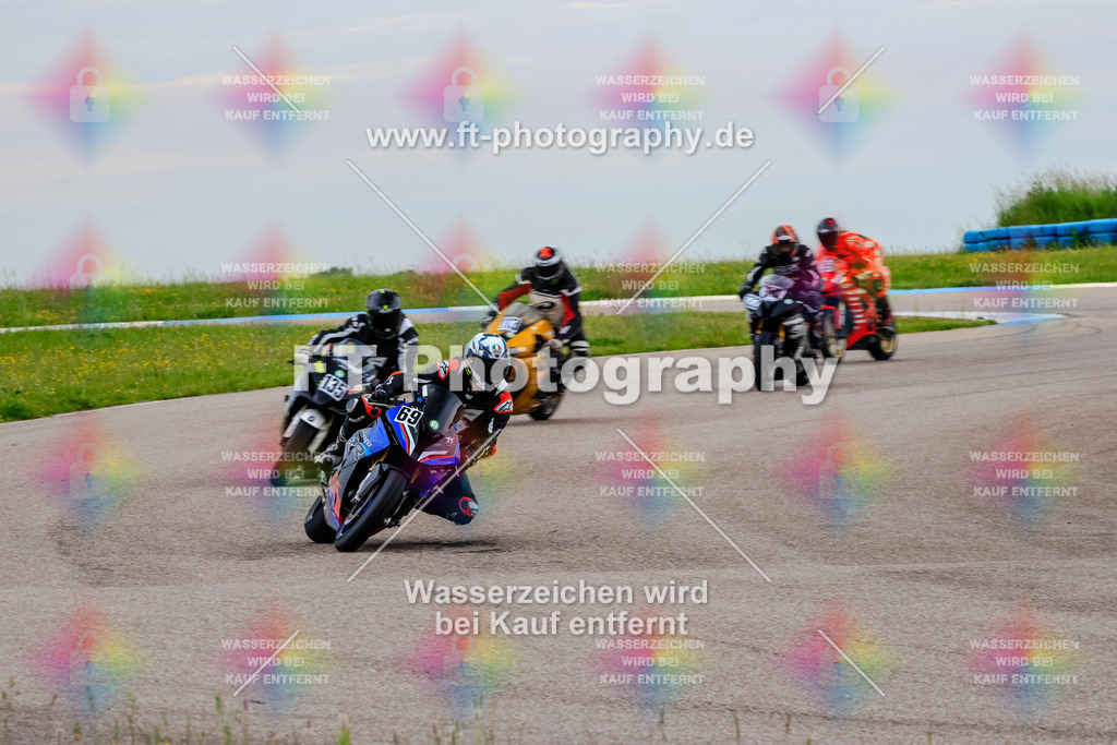 MotoTeam-1897 | Hier findet Ihr Bilder von Touristenfahrten auf der Nürburgring Nordschleife oder von anderen Veranstaltungen die ich besucht habe. Viel Spass beim Durch Schauen 