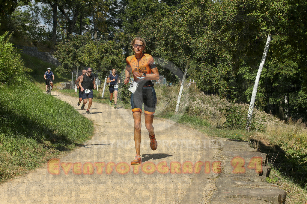 250824_1235_EX1_9846 | Sportfotografie im Rhein-Sieg Kreis, Köln, Bonn, NRW, Rheinland Pfalz, Hessen, etc. Unser Tätigkeitsfeld umfasst den Laufsport vom Volkslauf über den Marathon, Duathlon, Triathon bis zum Ultralauf wie Kölnpfad Ultra oder Schindertrail.