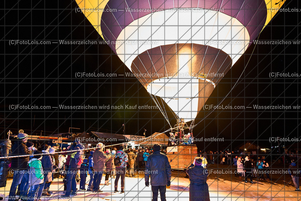 ALP0531_Nacht der Ballone_Lackenhof | (C)FotoLois.com, Alois Spandl, 'Nacht der Ballone' des Ballonclub ÖTSCHERLAND in Lackenhof/Weitental, gemeinsame Veranstaltung mit Tourismusverband ÖTSCHER, Mi 28. Dezember 2022.