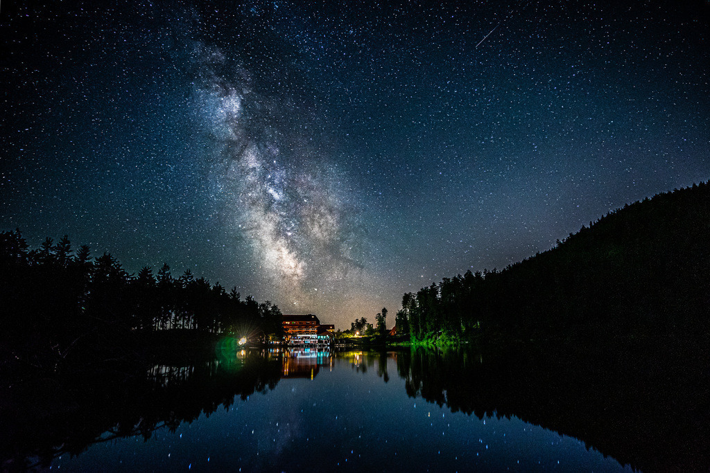 Milchstraße über dem Mummelsee | <meta name="keywords" content="Bergbilder, Hochzeitsfotografie, Actionshootings, Fotografiearbeiten, Berglandschaften, Naturfotografie">

 - Realisiert mit Pictrs.com