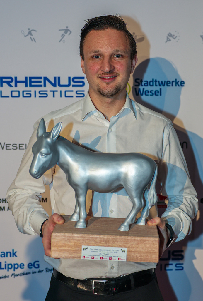 top-top.de250214-295 | Die 3. Weseler SportNacht, die große Sportgala mit Ehrungen der Weseler Sportler des Jahres 2024 findet am Freitag, den 14.02.2025 im Festzelt an der Rheinpromenade statt.Foto: Erwin Pottgiesser