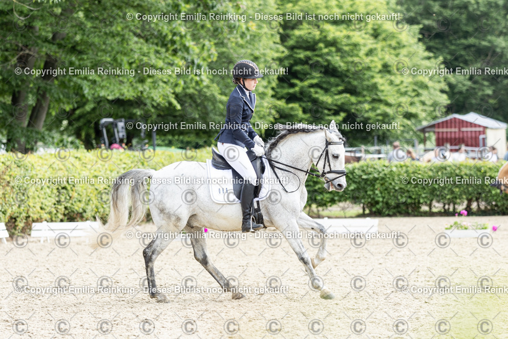 CL5A9010 | Emilia Reinking Fotografie - Realisiert mit Pictrs.com