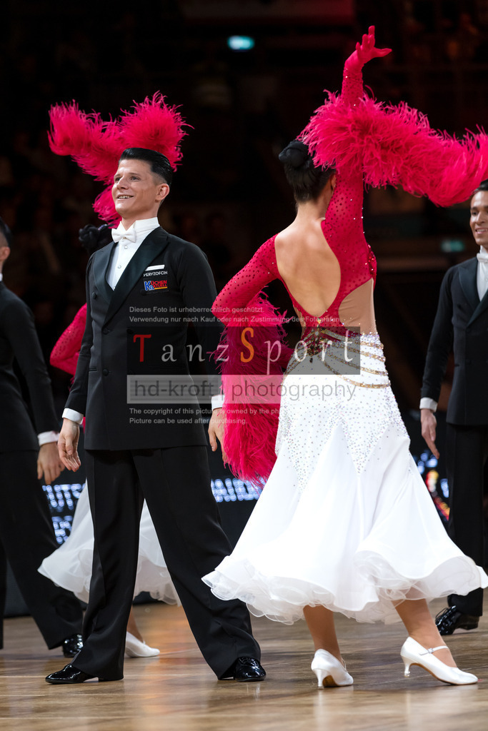 20241109_DM-Formationen_6757 | Tanzsportbilder, Standardtanz, Lateintanz, WDSF, DTV, LTVB, dancecomp, goc, hessen tanzt, blaues band der spree, walzer, tango, wiener walzer, slowfox, quickstepp, samba, rumba, cha-cha-cha, paso doble. jive, hd-kroft photography, turniertanzsport