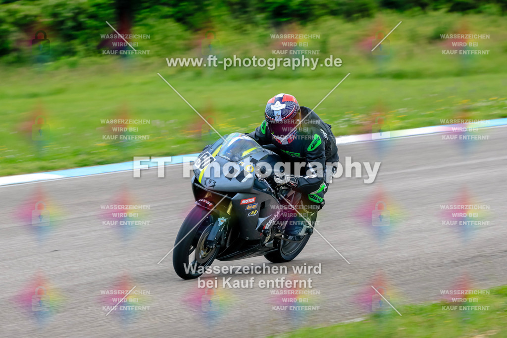 MotoTeam-3421 | Hier findet Ihr Bilder von Touristenfahrten auf der Nürburgring Nordschleife oder von anderen Veranstaltungen die ich besucht habe. Viel Spass beim Durch Schauen 