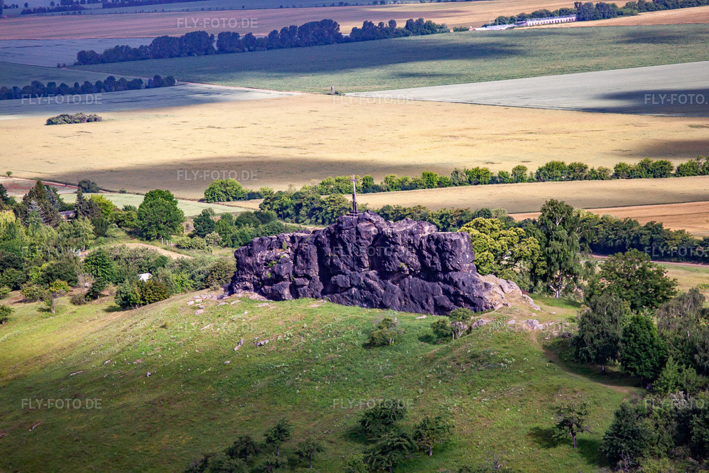 Luftbild: Felsen- Massiv und Berglandschaft Gegensteine der Teufelsmauer bei Ballenstedt im Ortsteil Rieder in Ballenstedt im Bundesland Sachsen-Anhalt in Deutschland. Foto: IMG_58475.jpg vom 30.06.2013 durch Werner Riehm/FLY-FOTO.de