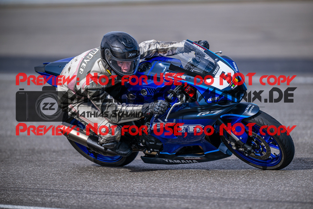 MaZZes_FotoMatrix_230311_7595 | Fotograf Mathias Schmid
Sportfotograf,
Eventfotograf,
Hochzeitsfotograf,
Portraitfotograf