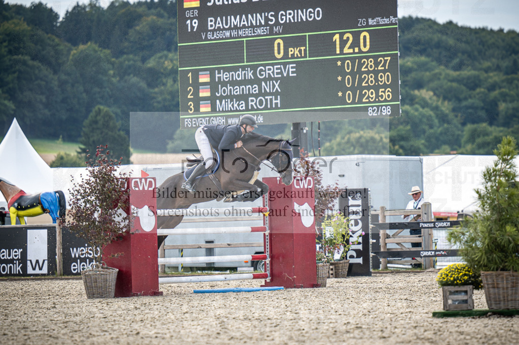 DOS_1825 | Entdecke hochwertige Reitturnierfotos von Foto Oger. Professionell, emotional und authentisch – jetzt Lieblingsmomente im Shop bestellen.Deutschlandweite Turnierfotografie. - Realisiert mit Pictrs.com