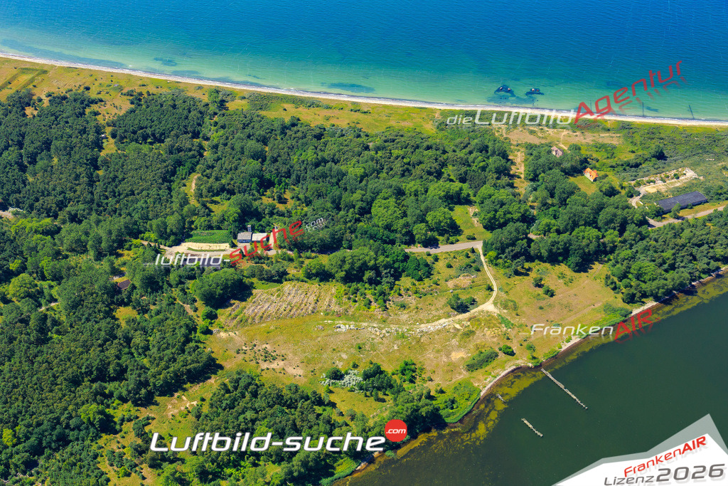 Die Luftaufnahme der Stadt Dranske wurde vom UL-Flugzeug heraus erstellt ( keine Drohne )- hohe Auflösung für beste Qualität
