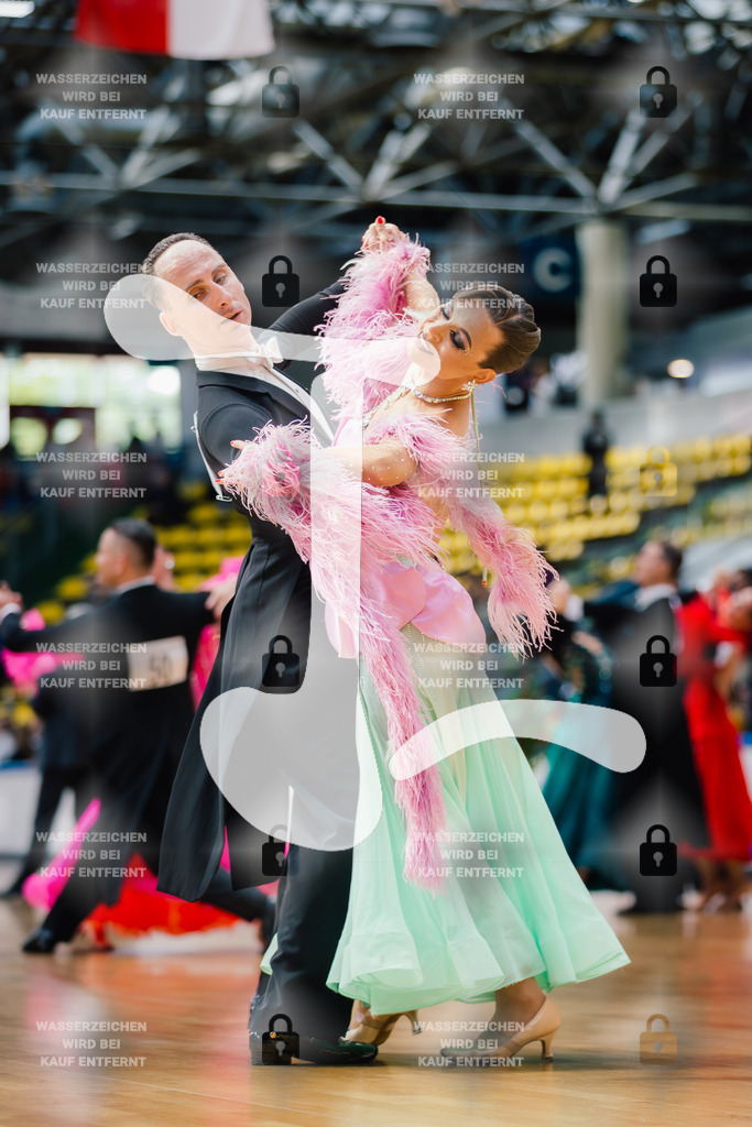 Hessen Tanzt WDSF Open Senior I Standard 4th (38) Christian Platz _ Anja Platz (TSC Nordlicht Rostock)-2025-05-17-7239 | Webshop for digital downloads and prints of dance sport, event & show photographer Julian Link - Realisiert mit Pictrs.com