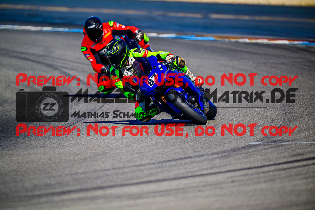 MaZZes_FotoMatrix_240520_6007705_8205 | WEISS