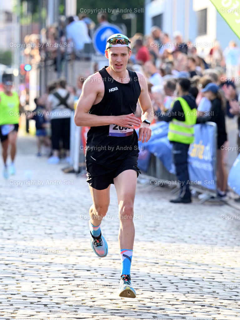 20250613_9838 | BORNHOLDT Yannik (Hamburg) / 10 km Bäcker Andresen-Lauf / Holstenköstenlauf 2025 / Kleinflecken / 24534 Neumünster / 13.06.25 - Realisiert mit Pictrs.com