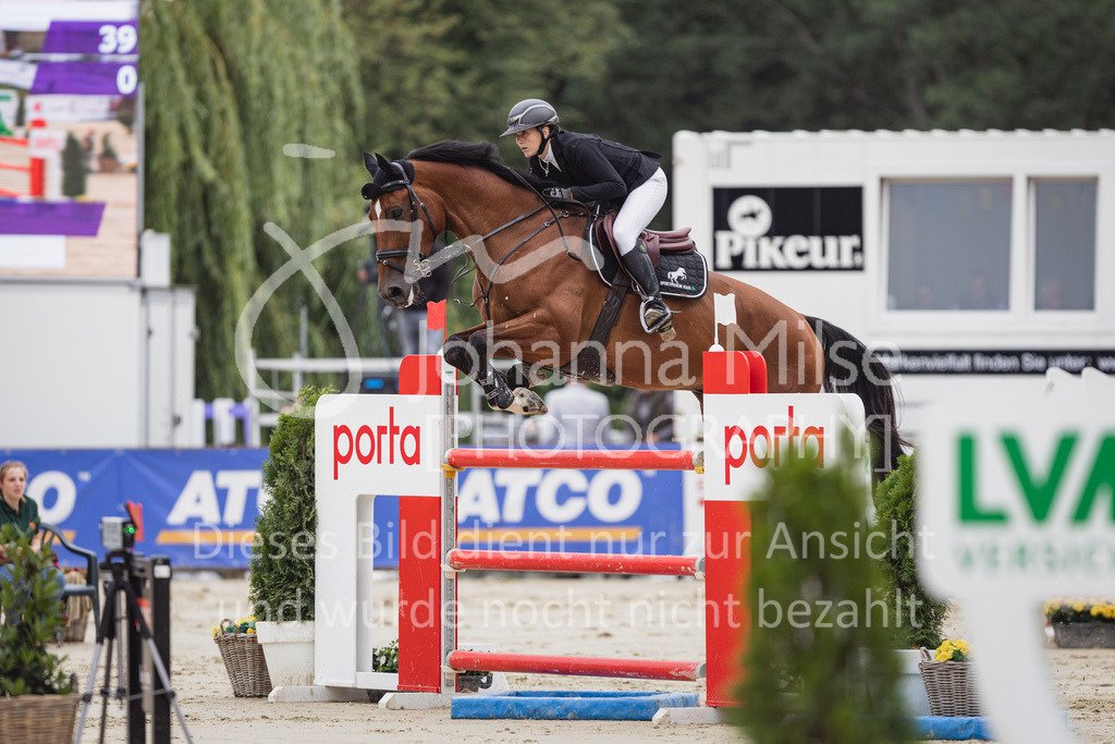 230730_BHO_M2-Spr_1-414 | Deine schönsten Turniermomente als professionelle Fotos! Entdecke hochwertige Pferdesport-Fotografie im Online-Shop. Jetzt Fotos finden & bestellen!